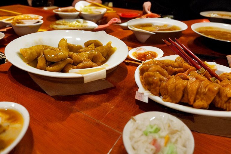 chinese food, highly dimensionally stable, photograph captured at asian buffet restauraunt 